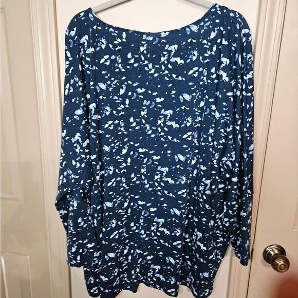 #378 Lularoe- LINDA- Batwing Dolman Sleeve Top- Various Colors - Picture 12 of 13